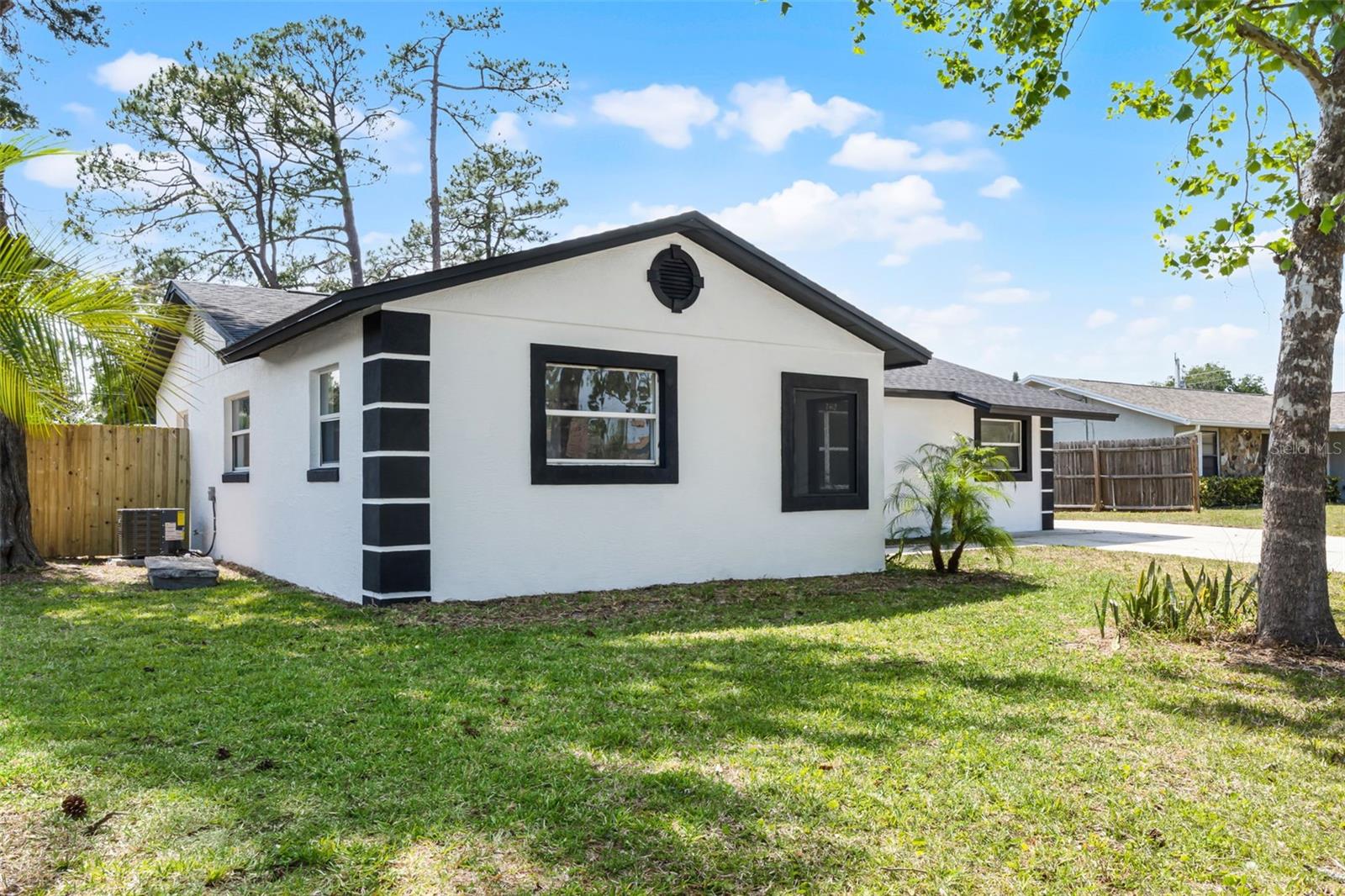 2412 YULE TREE DRIVE