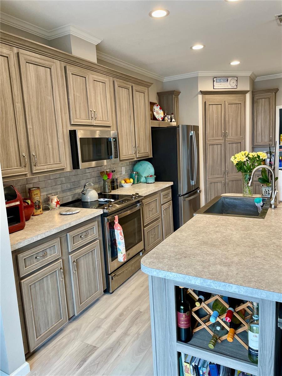 3710 GULF OF MEXICO DRIVE F22