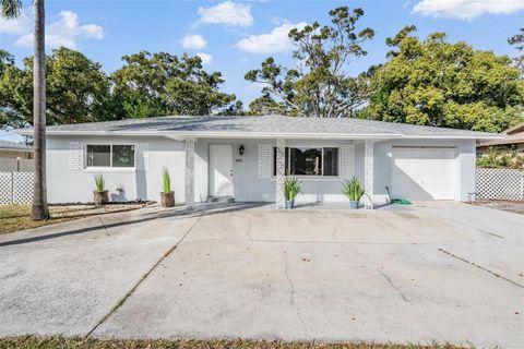 Photo of 6472 113th Street, Seminole, FL 33772 (MLS # TB8449169)