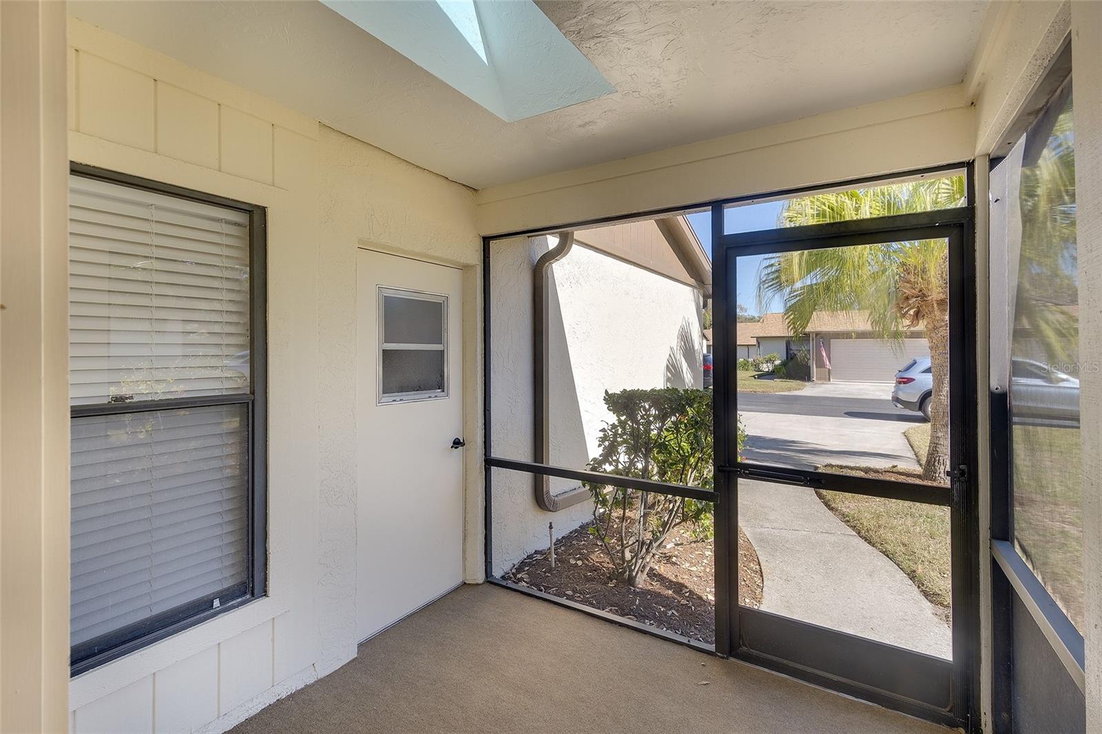 361 OAK HILL DRIVE 3