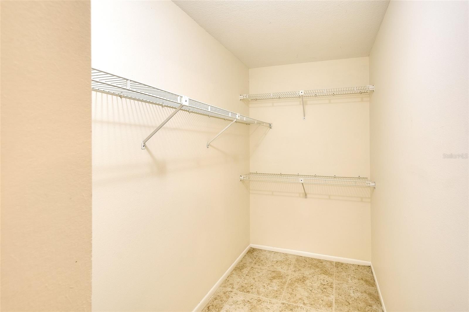 VILLAGE OAKS SEC B - Residential