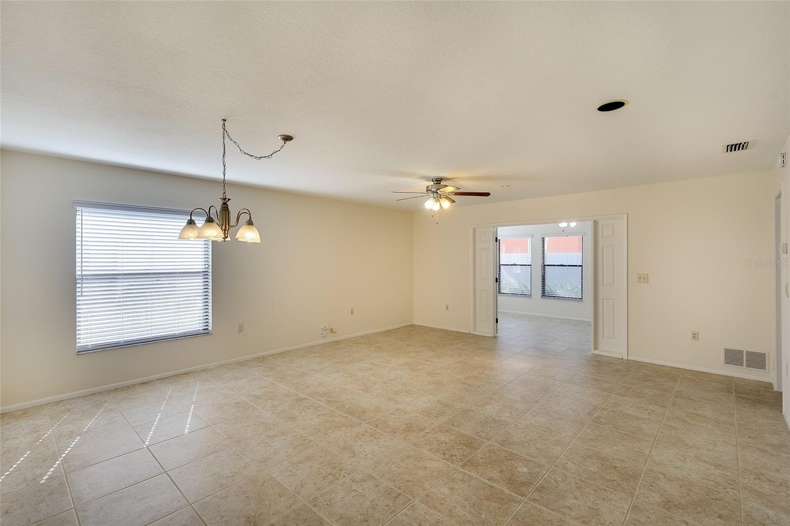 VILLAGE OAKS SEC B - Residential