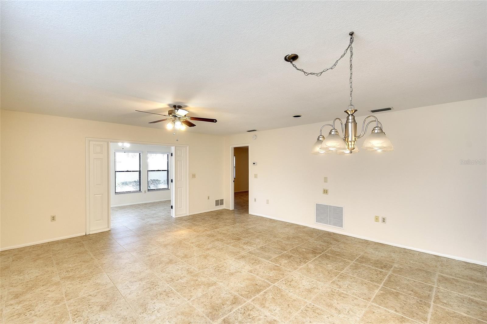 VILLAGE OAKS SEC B - Residential