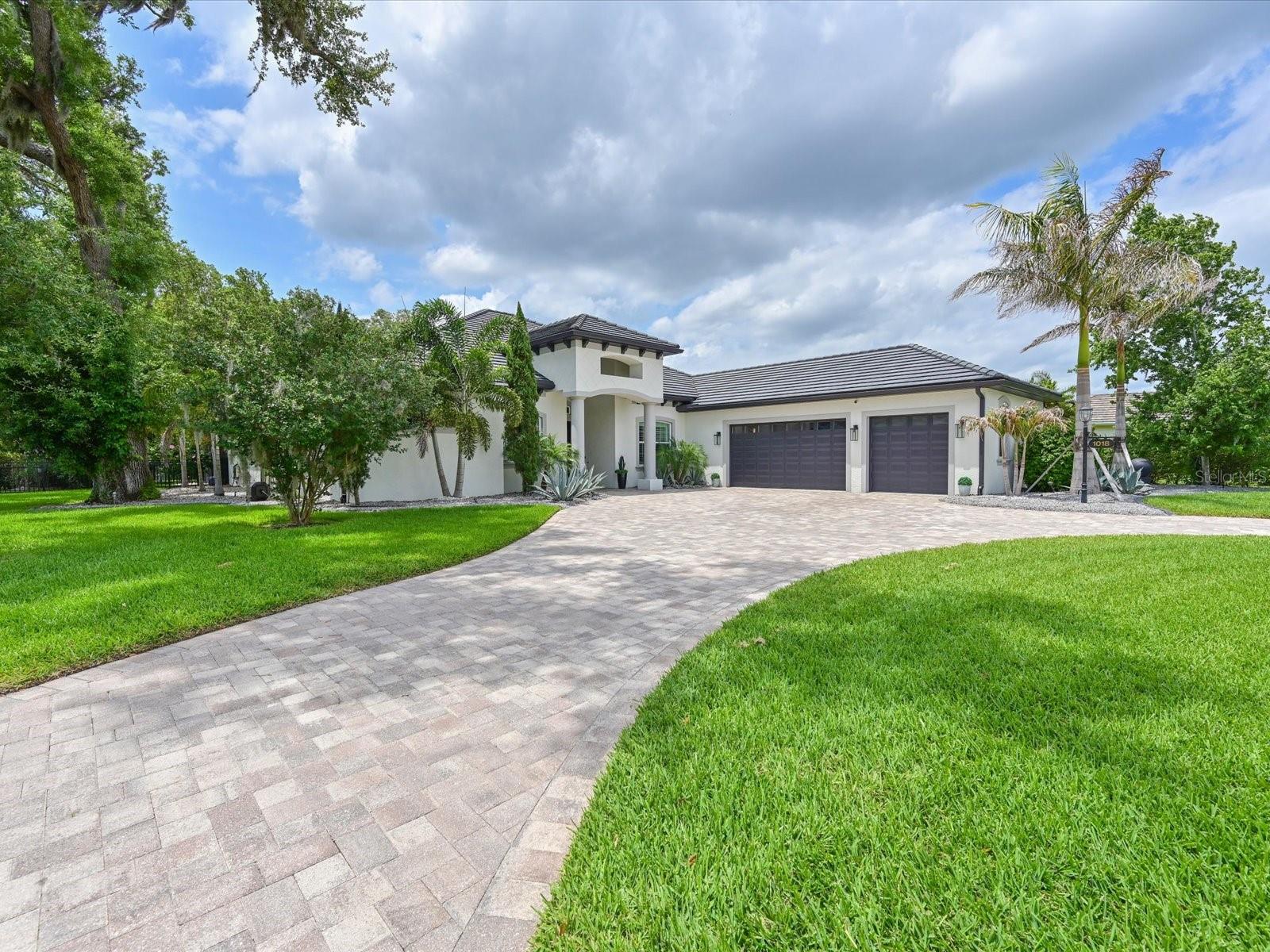 WINDING RIVER - Residential