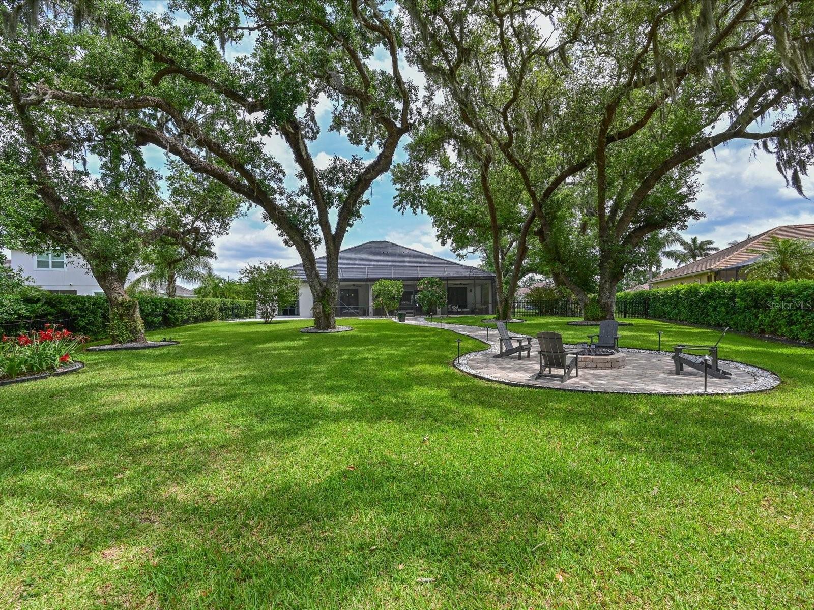 WINDING RIVER - Residential