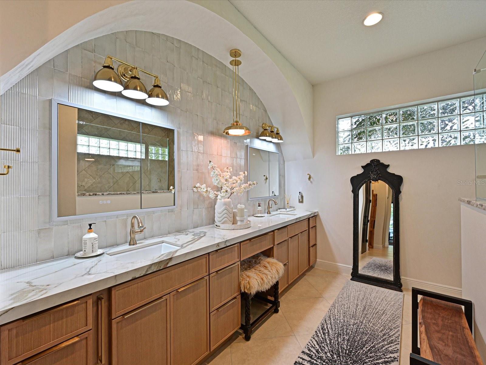 WINDING RIVER - Residential