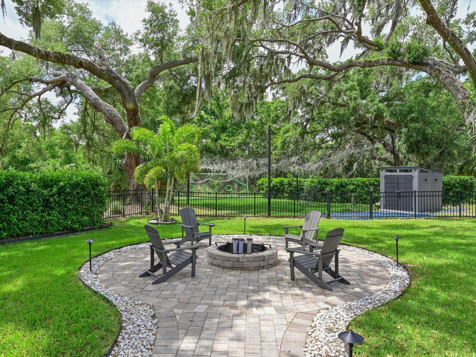 WINDING RIVER - Residential