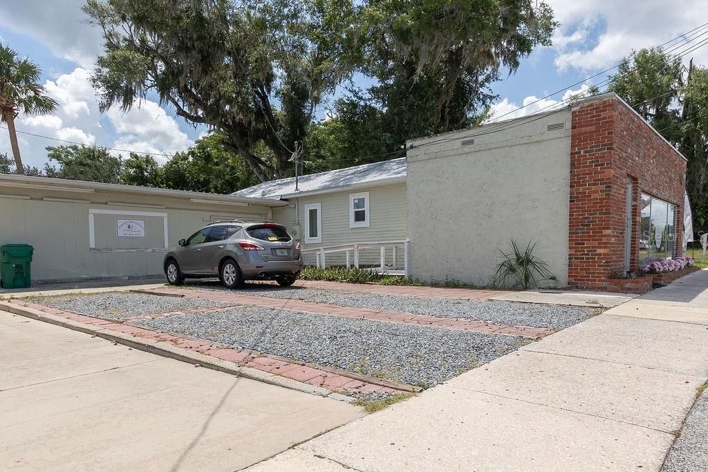 Photo of 209 S Florida Avenue, Deland, FL 32720 (MLS # V4944149)