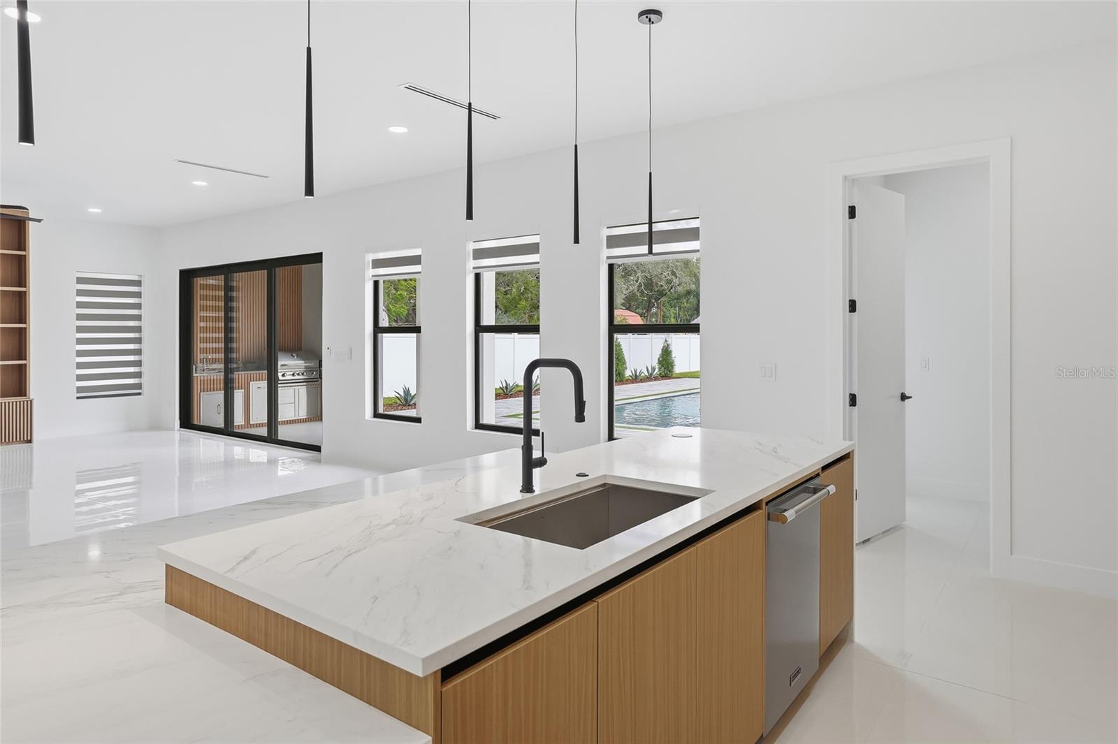 HILLSBOROUGH RIVER ESTATES - Residential