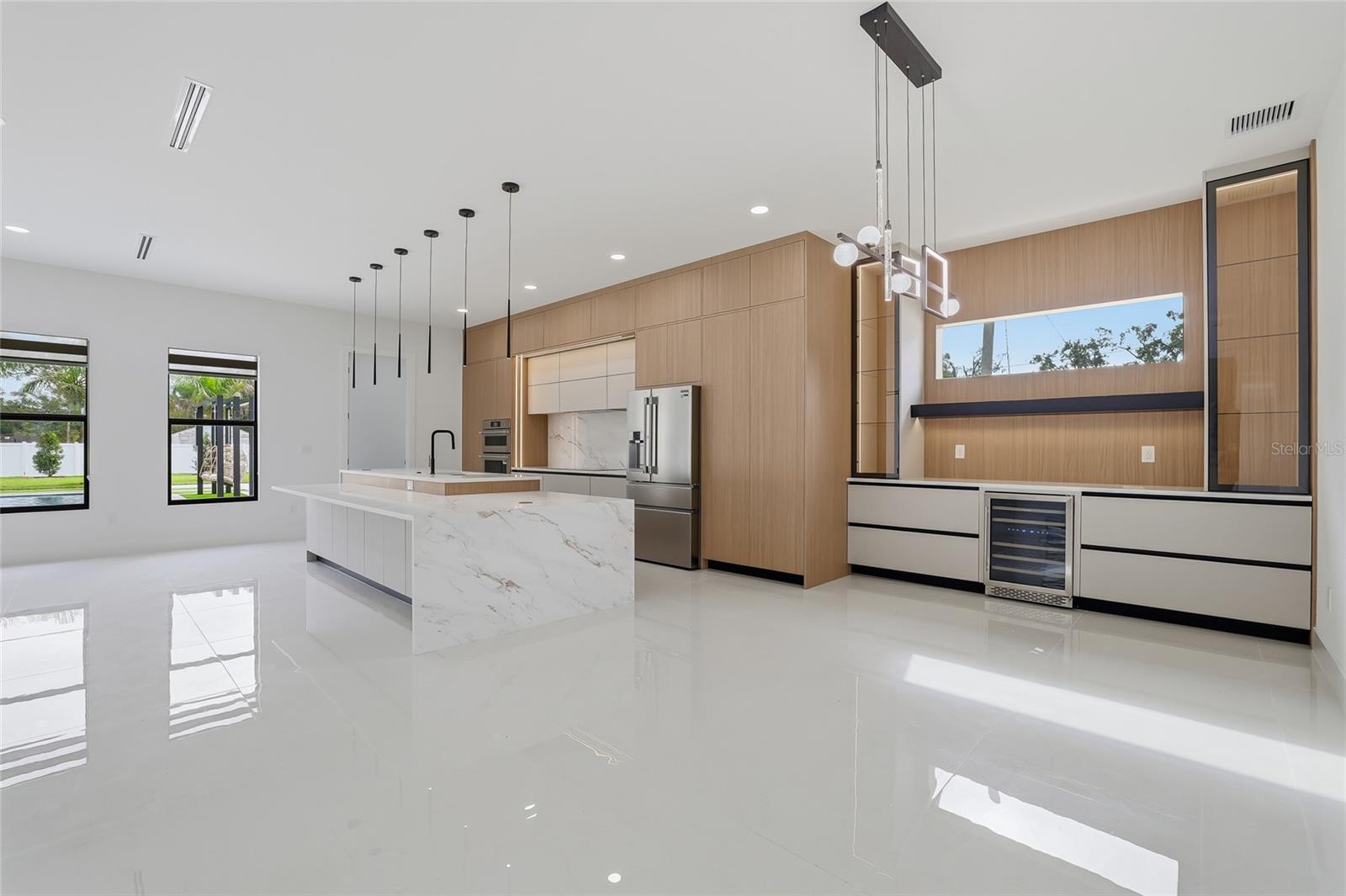 HILLSBOROUGH RIVER ESTATES - Residential