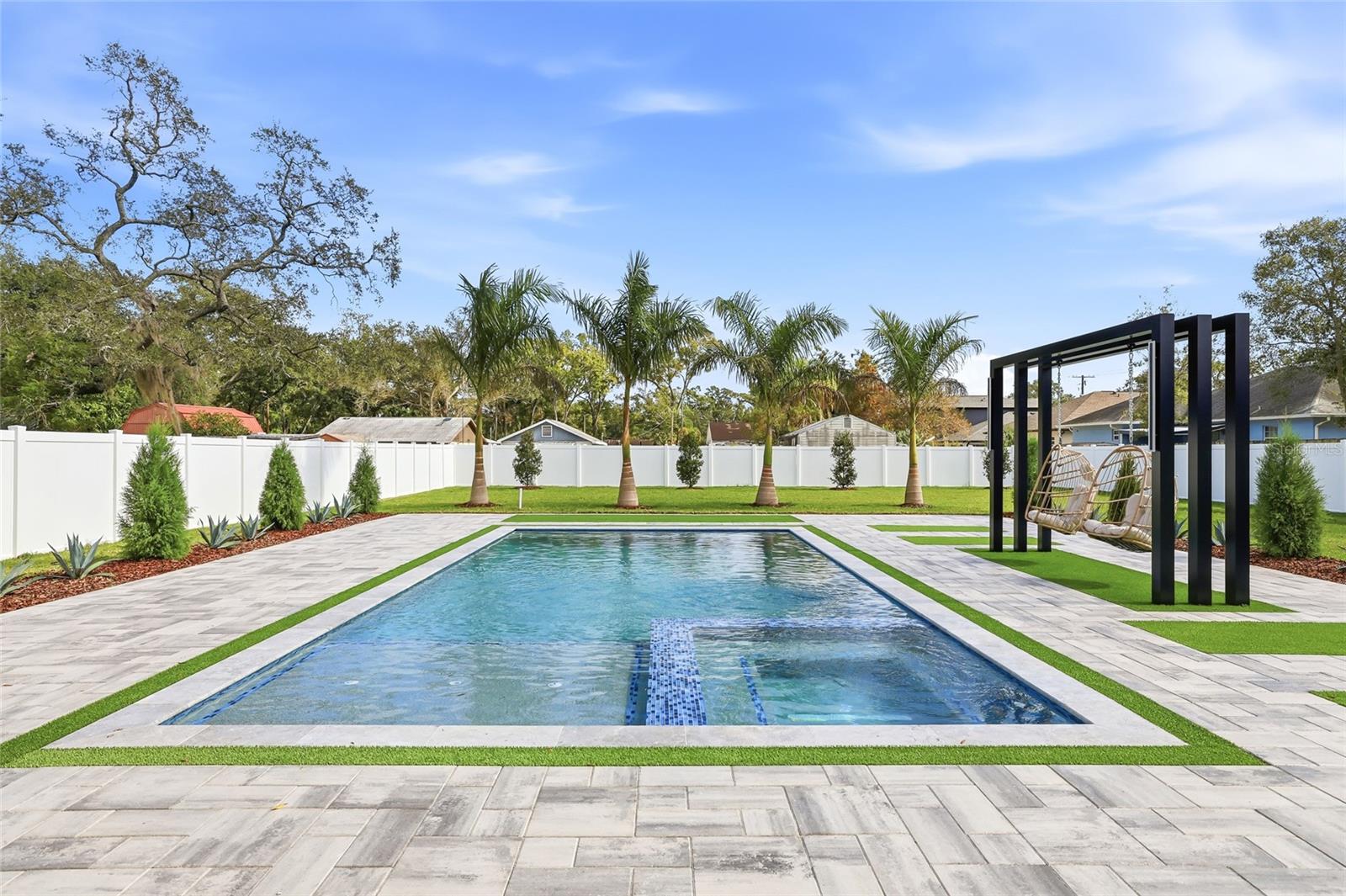 HILLSBOROUGH RIVER ESTATES - Residential