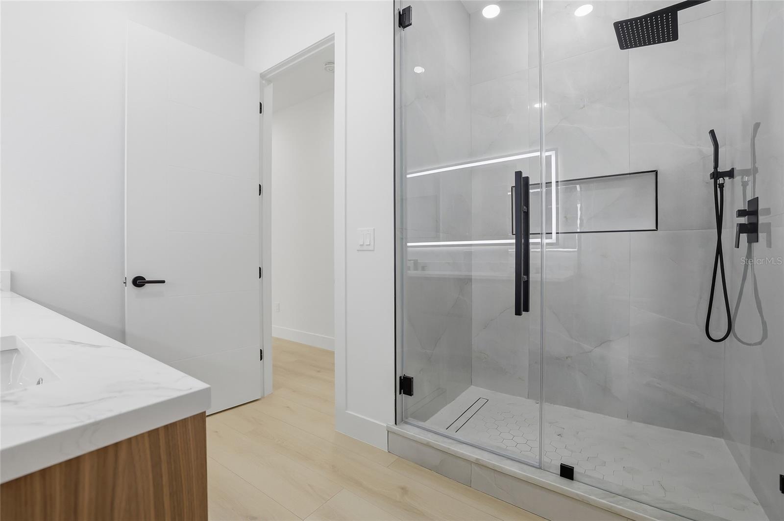 HILLSBOROUGH RIVER ESTATES - Residential