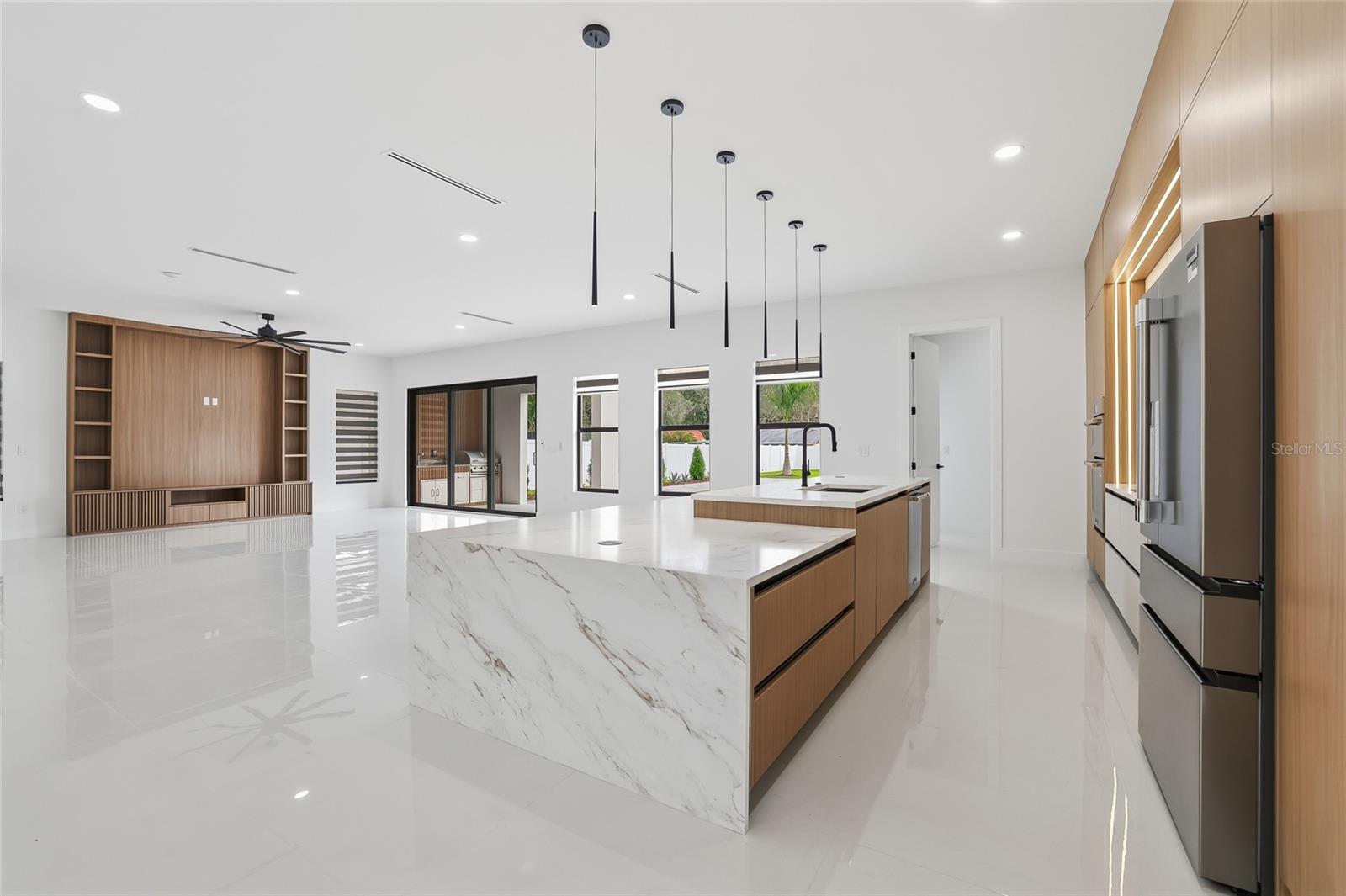 HILLSBOROUGH RIVER ESTATES - Residential