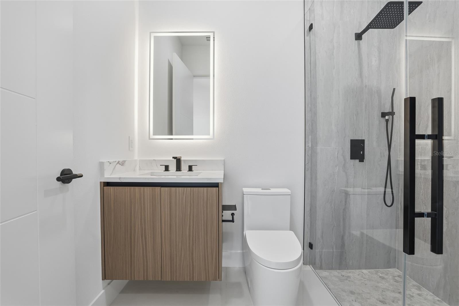 HILLSBOROUGH RIVER ESTATES - Residential