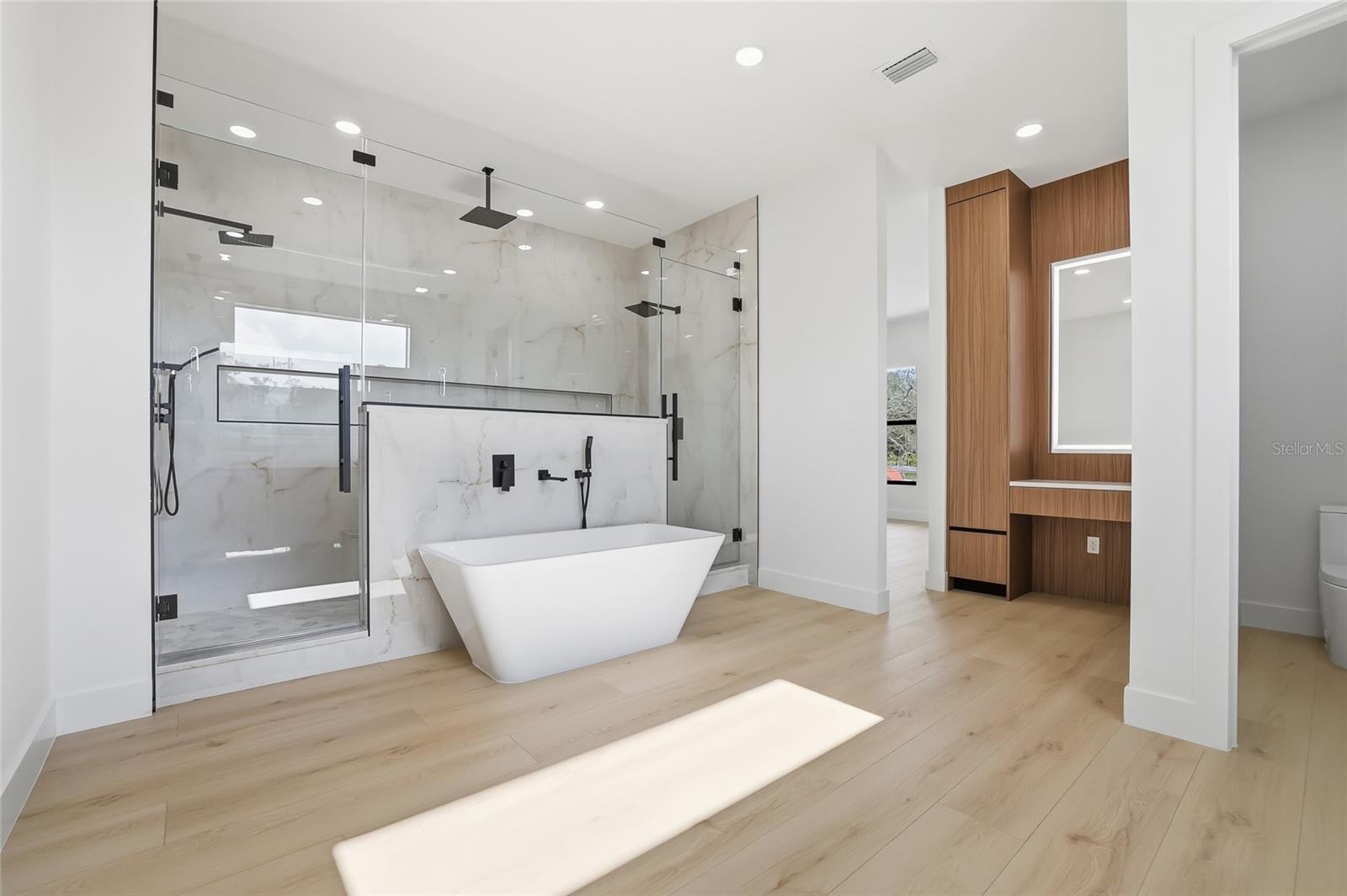 HILLSBOROUGH RIVER ESTATES - Residential