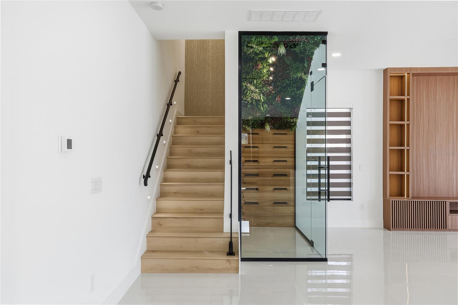 HILLSBOROUGH RIVER ESTATES - Residential