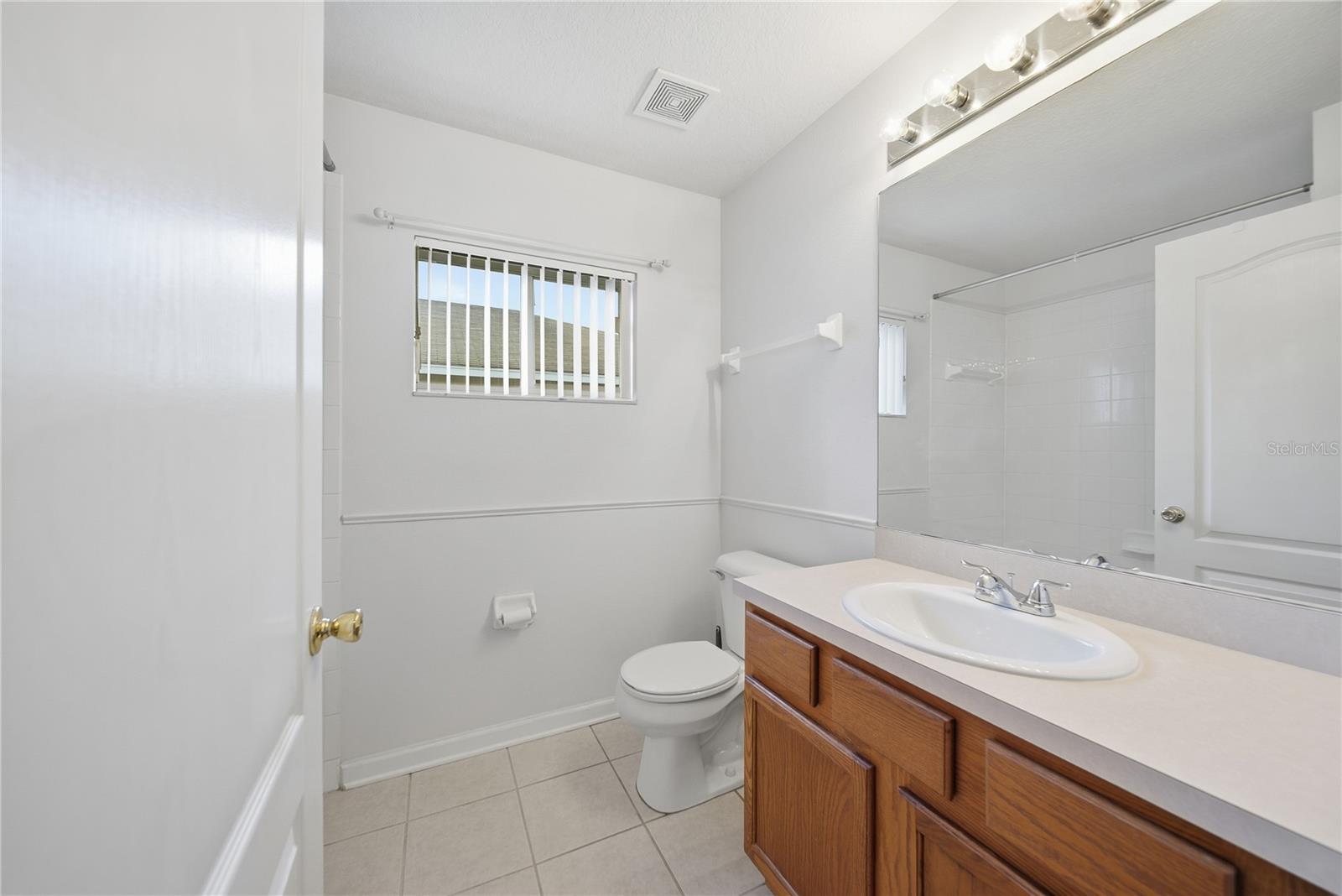 MEADOW POINTE 03 PRCL T-T - Residential Lease