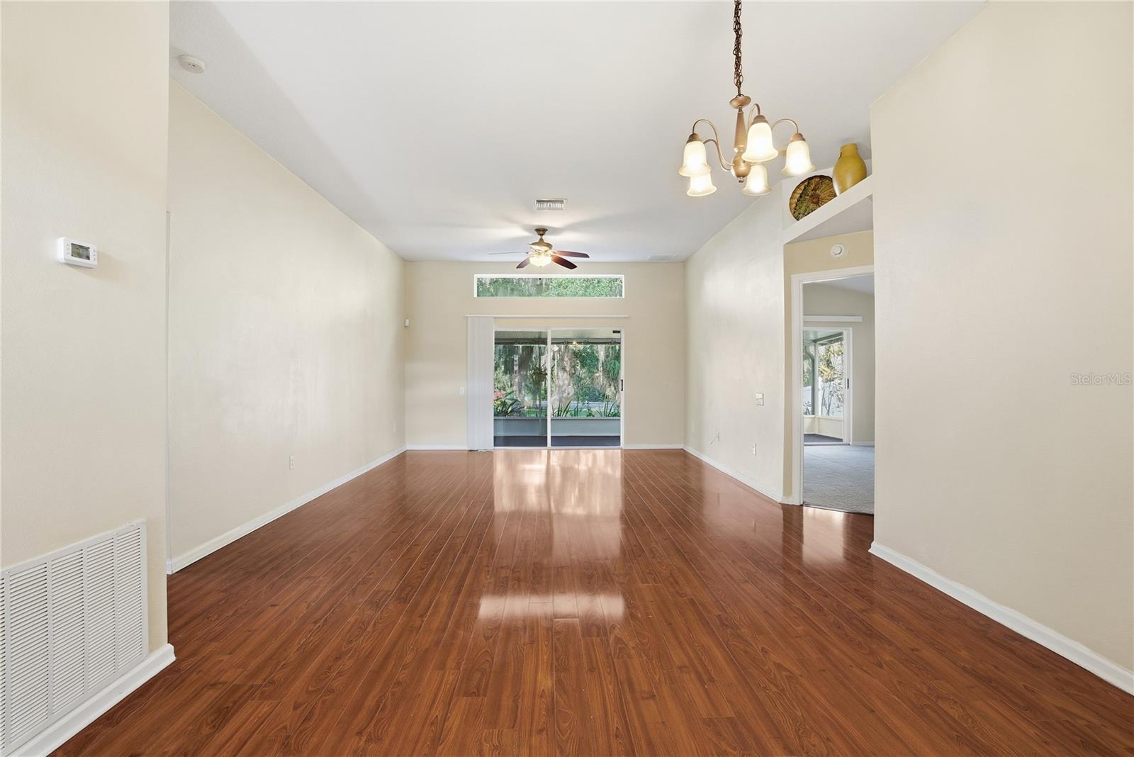 MEADOW POINTE 03 PRCL T-T - Residential Lease