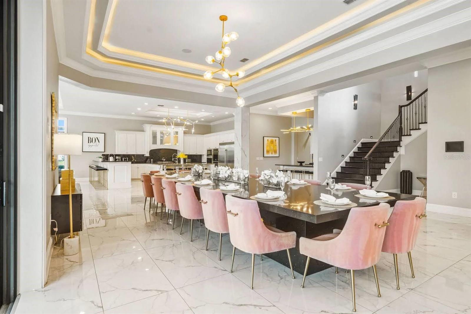 REUNION WEST VLGS NORTH - Residential