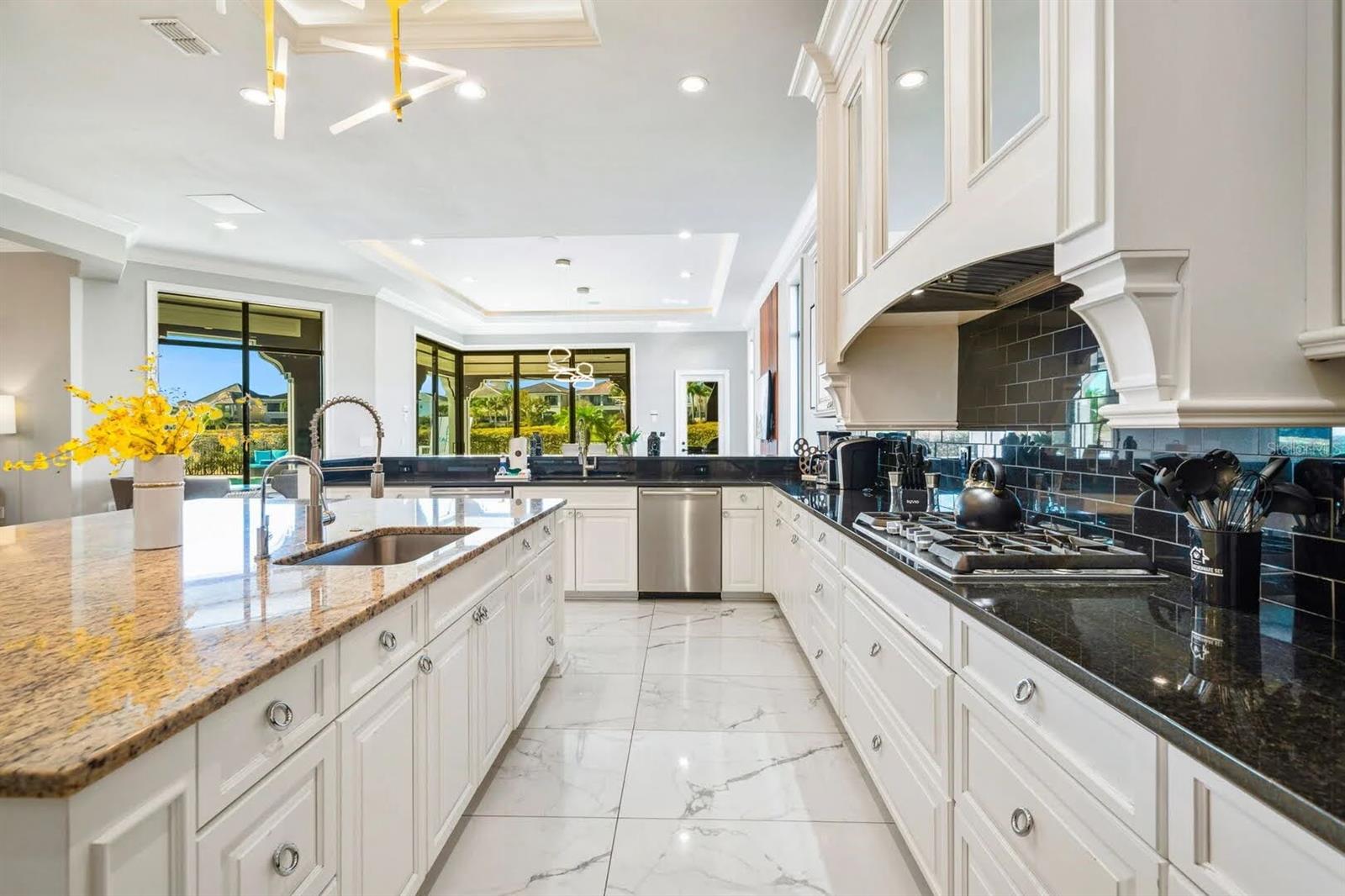 REUNION WEST VLGS NORTH - Residential