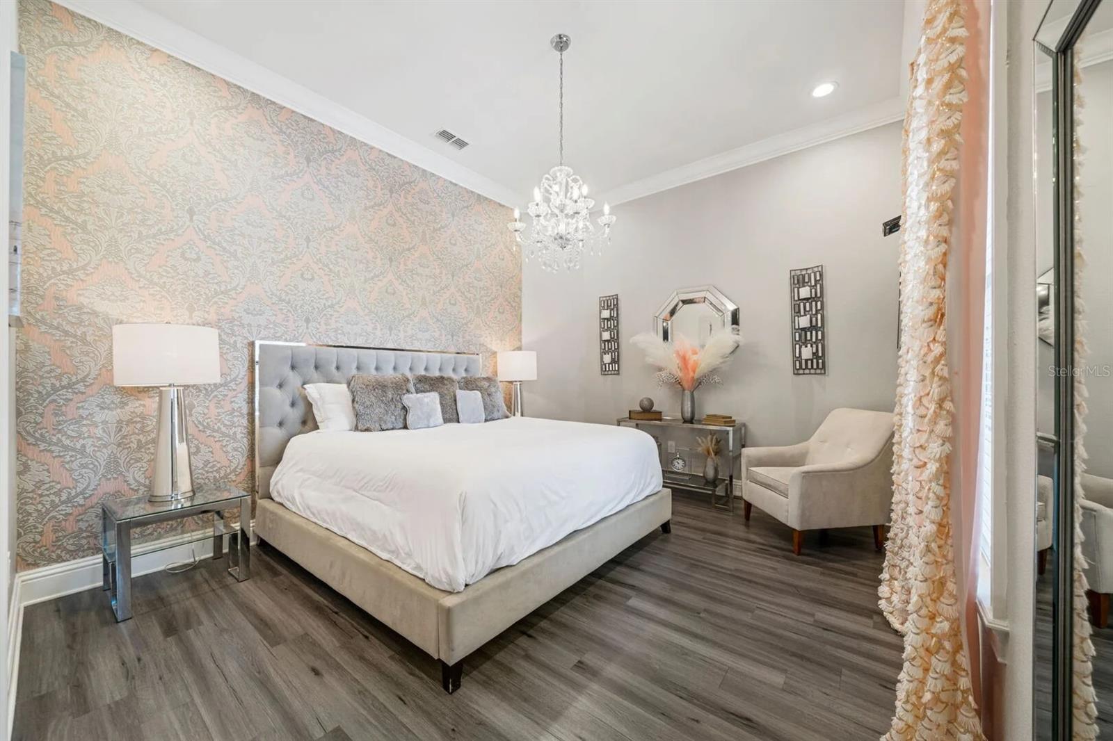 REUNION WEST VLGS NORTH - Residential