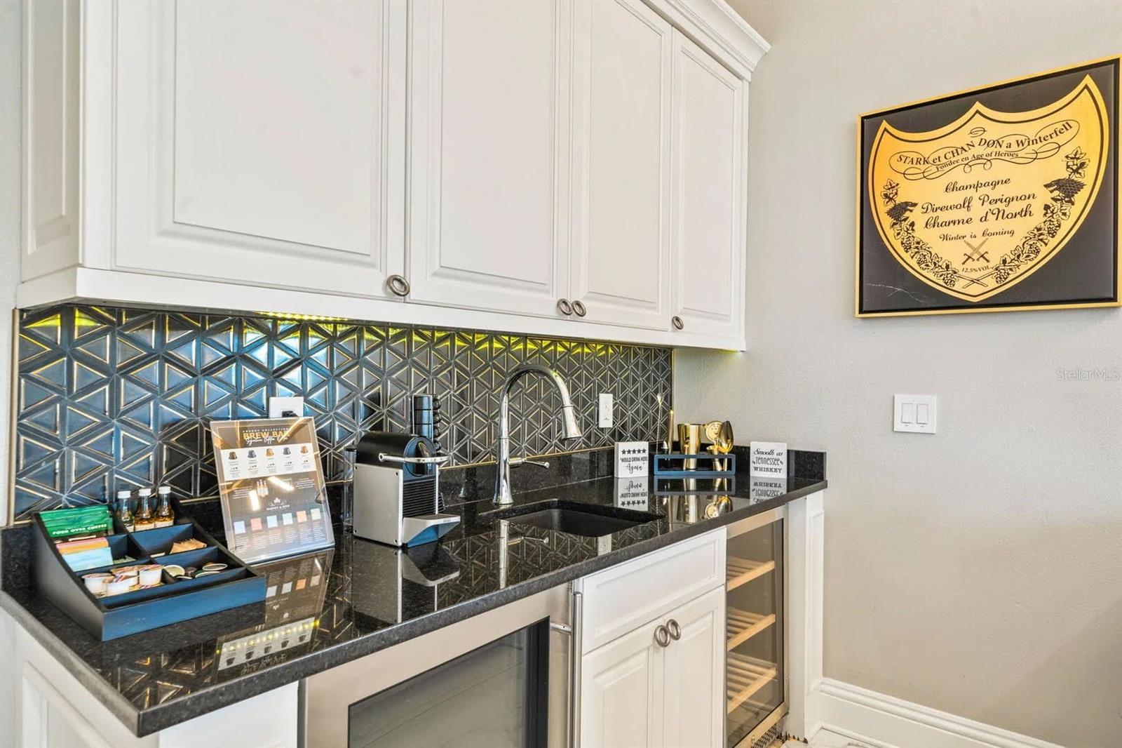 REUNION WEST VLGS NORTH - Residential