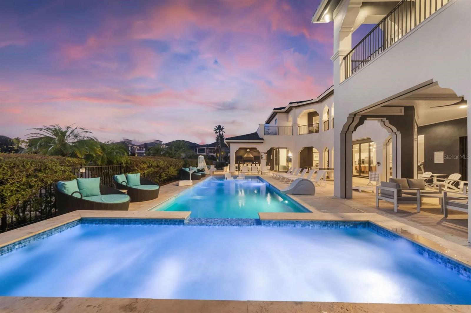 REUNION WEST VLGS NORTH - Residential