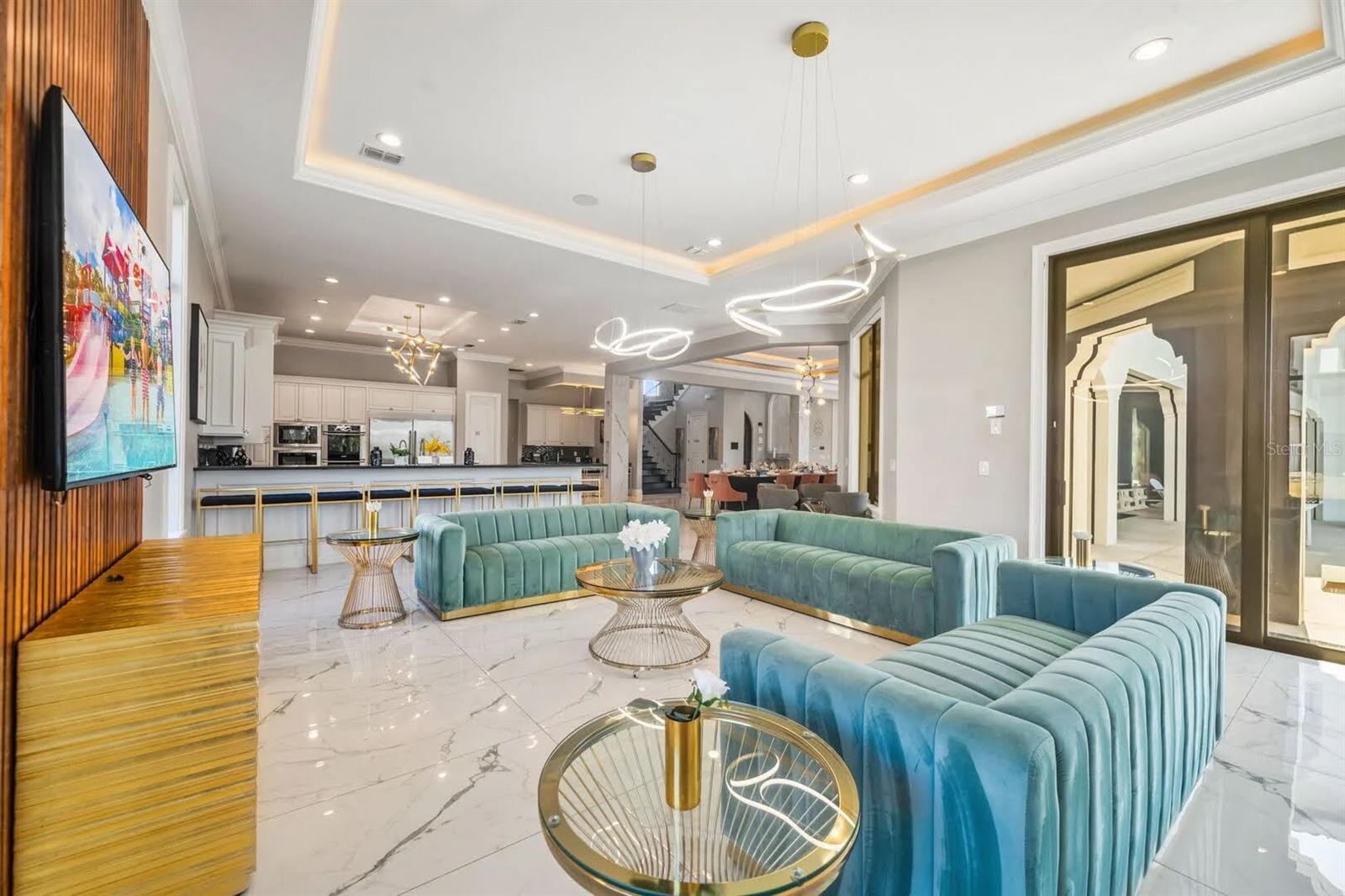 REUNION WEST VLGS NORTH - Residential