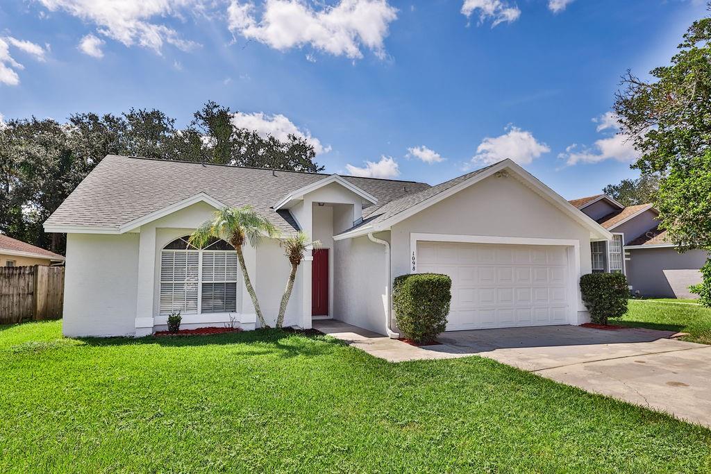 1098 SUGARBERRY TRAIL