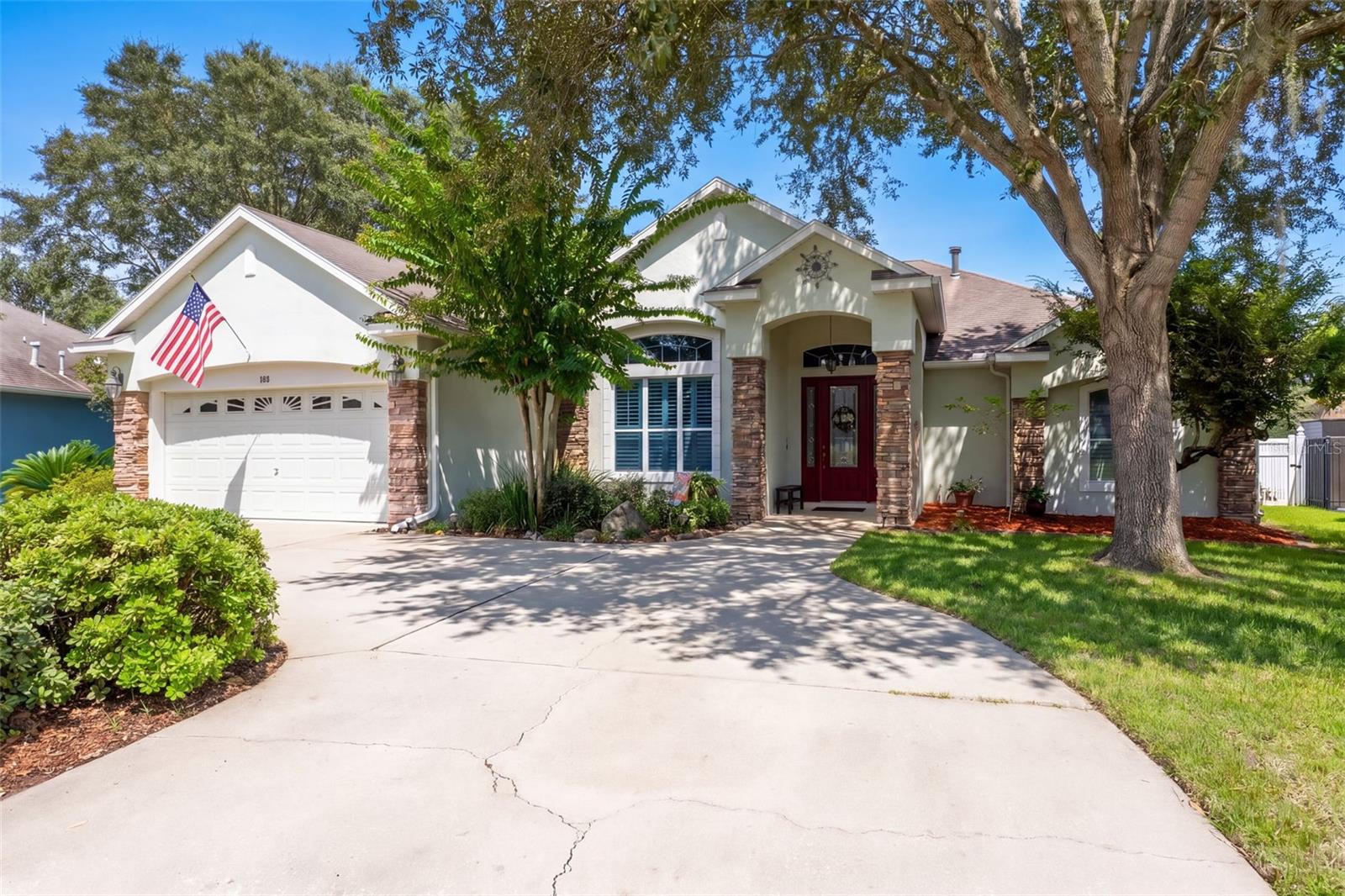 106 OAK HAVEN CIRCLE