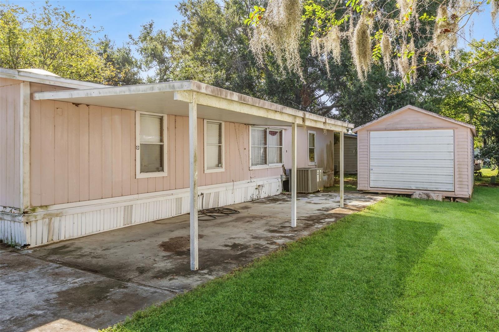 MONTVERDE MOBILE HOME - Residential