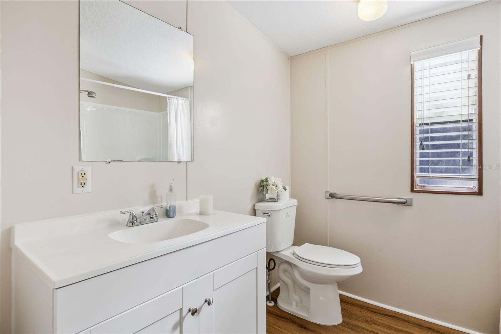 MONTVERDE MOBILE HOME - Residential