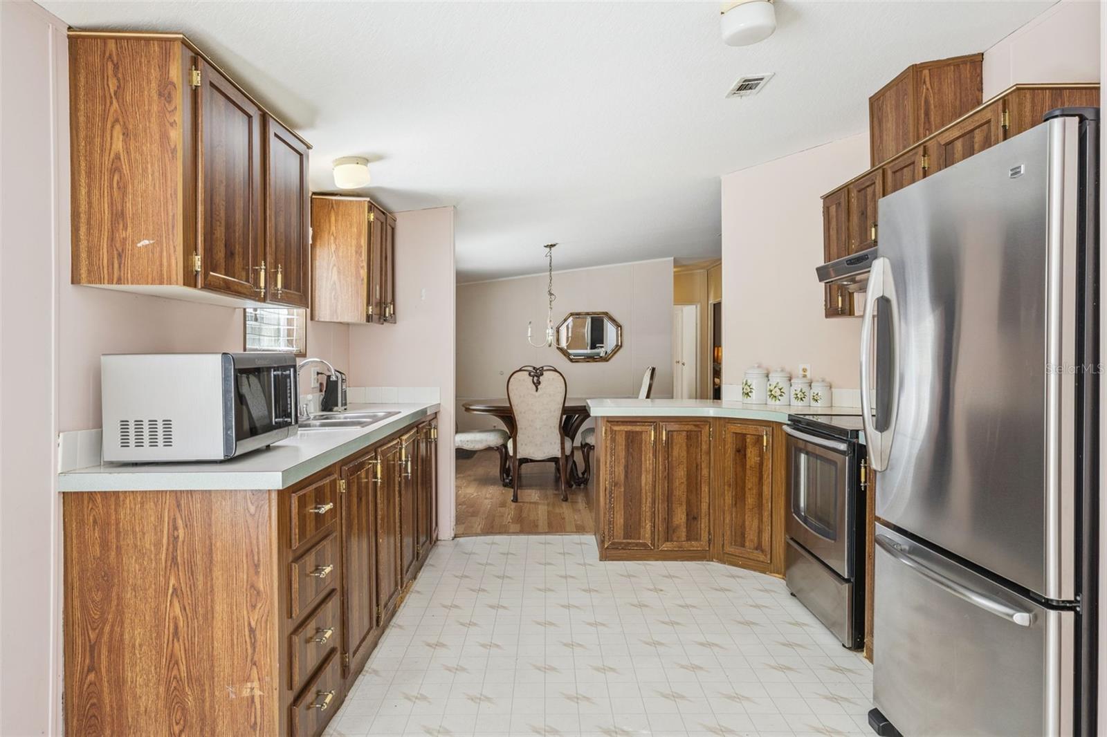 MONTVERDE MOBILE HOME - Residential