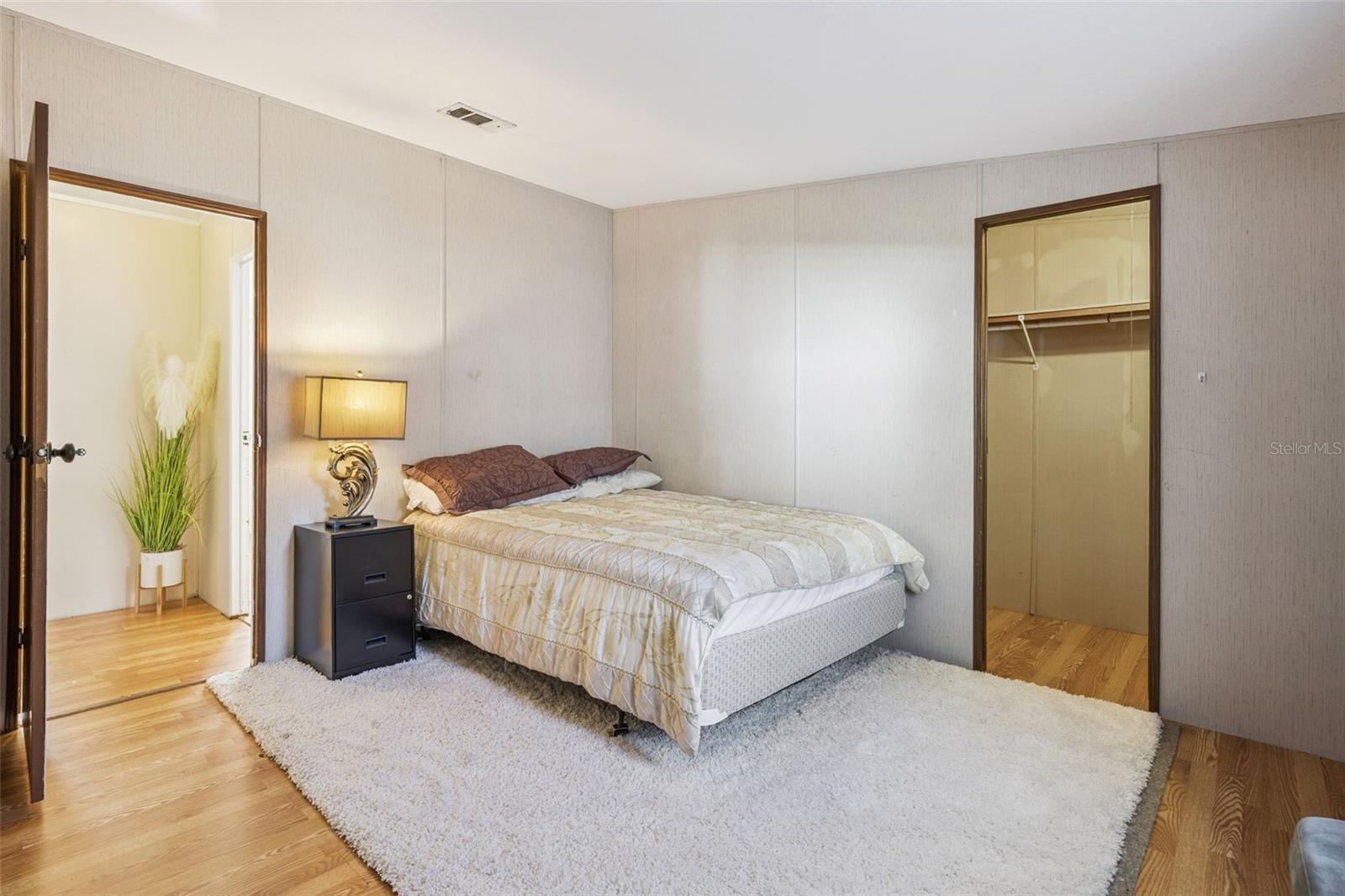 MONTVERDE MOBILE HOME - Residential