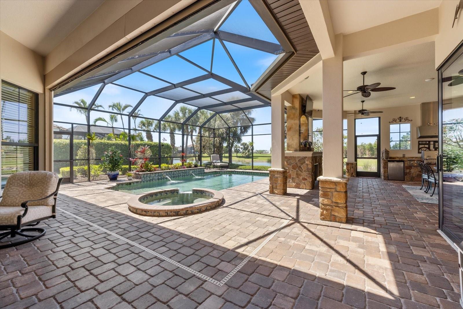 BOCA ROYALE - Residential