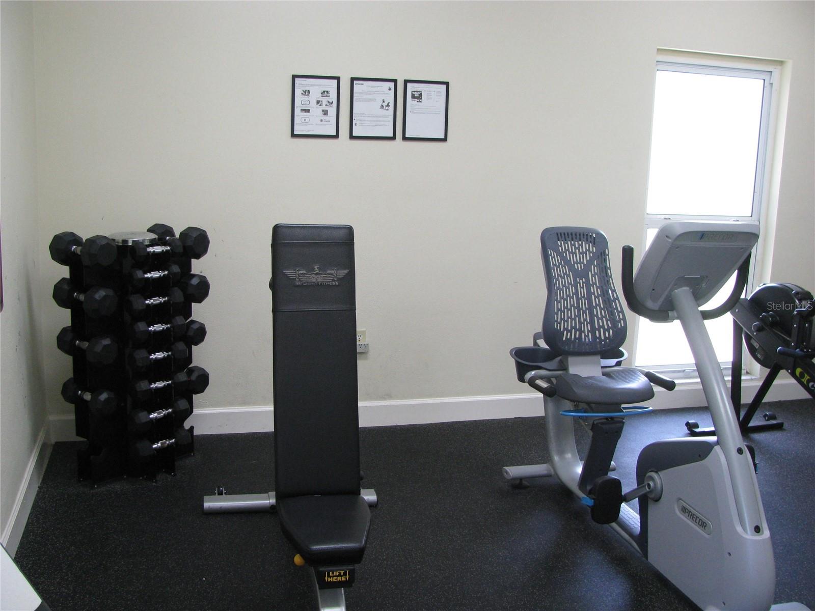 NO 1 PALM-AIRE DESOTO LAKES CC APT CONDO - Residential Lease