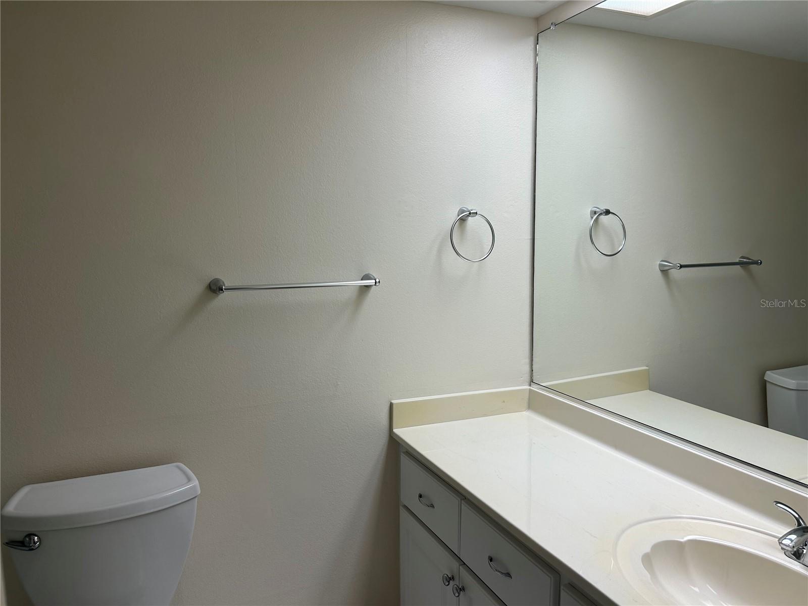 NO 1 PALM-AIRE DESOTO LAKES CC APT CONDO - Residential Lease