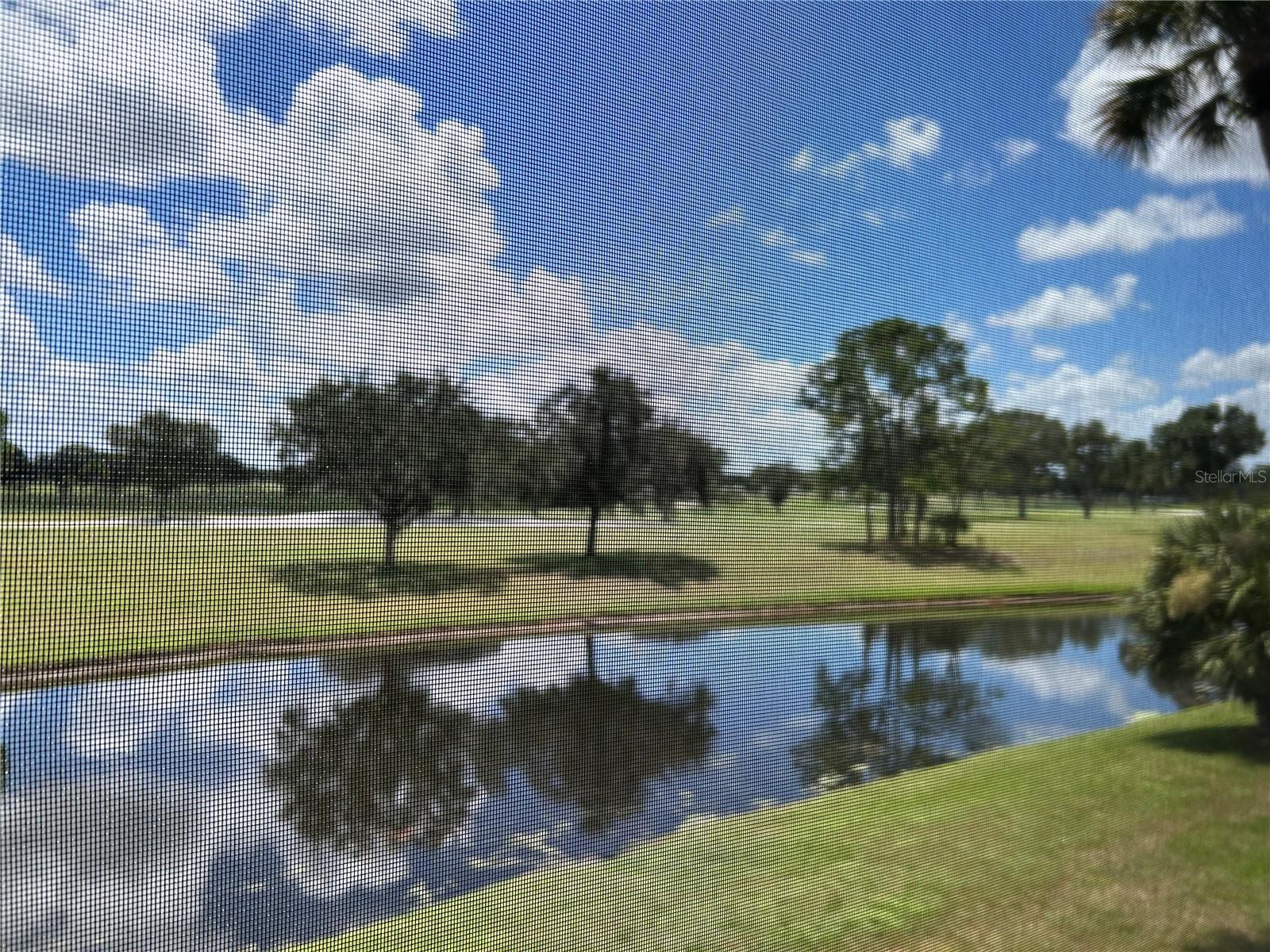 NO 1 PALM-AIRE DESOTO LAKES CC APT CONDO - Residential Lease