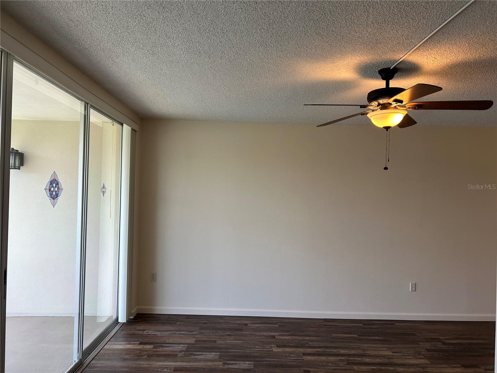 NO 1 PALM-AIRE DESOTO LAKES CC APT CONDO - Residential Lease