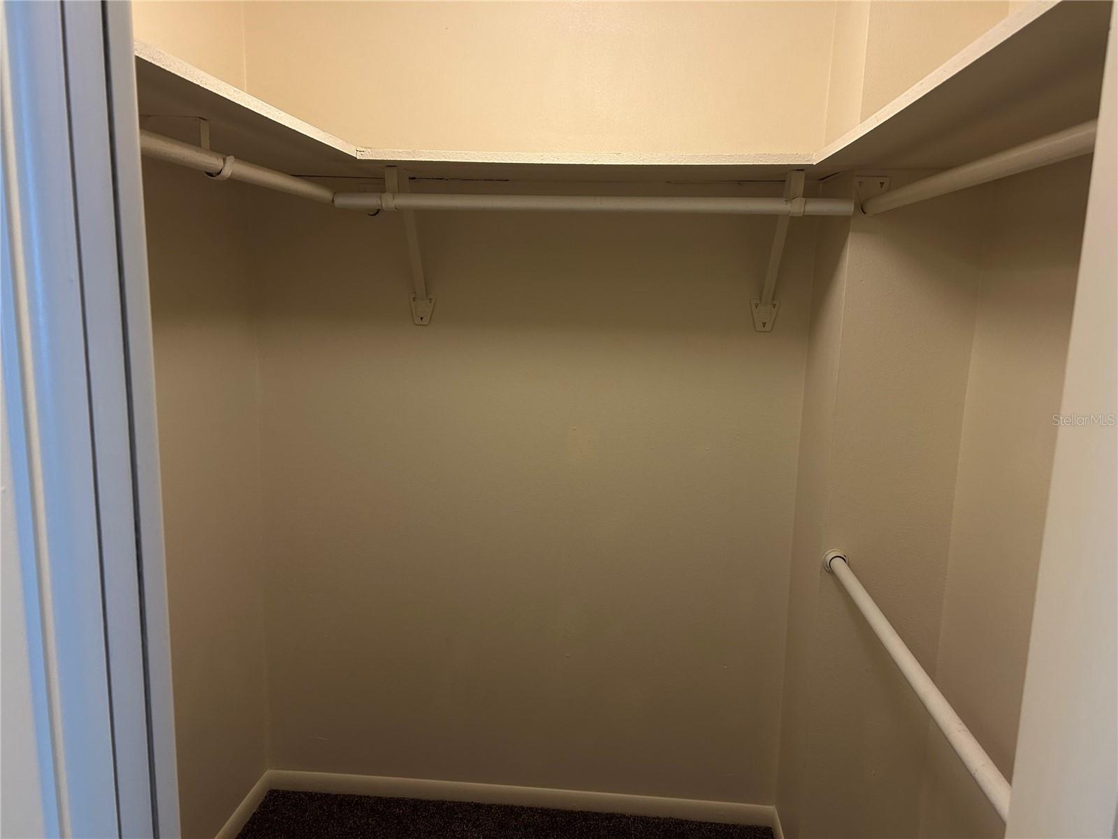 NO 1 PALM-AIRE DESOTO LAKES CC APT CONDO - Residential Lease