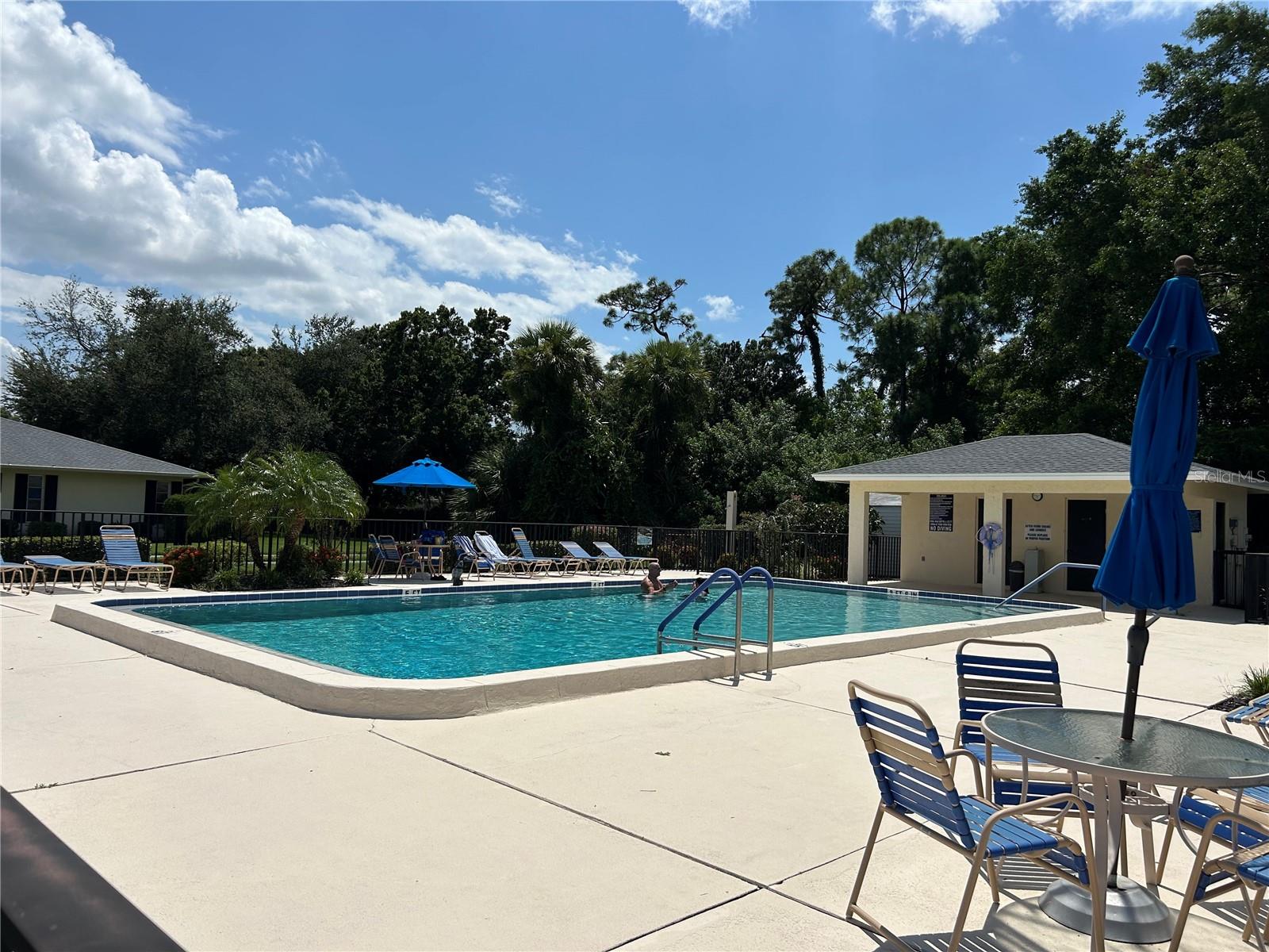 NO 1 PALM-AIRE DESOTO LAKES CC APT CONDO - Residential Lease