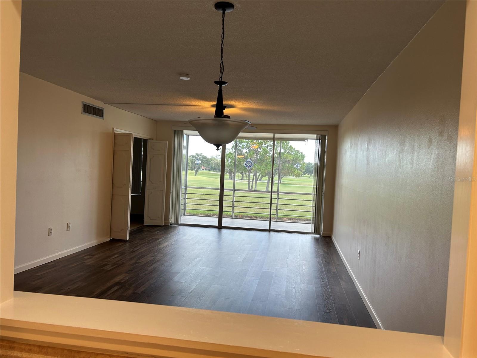 NO 1 PALM-AIRE DESOTO LAKES CC APT CONDO - Residential Lease