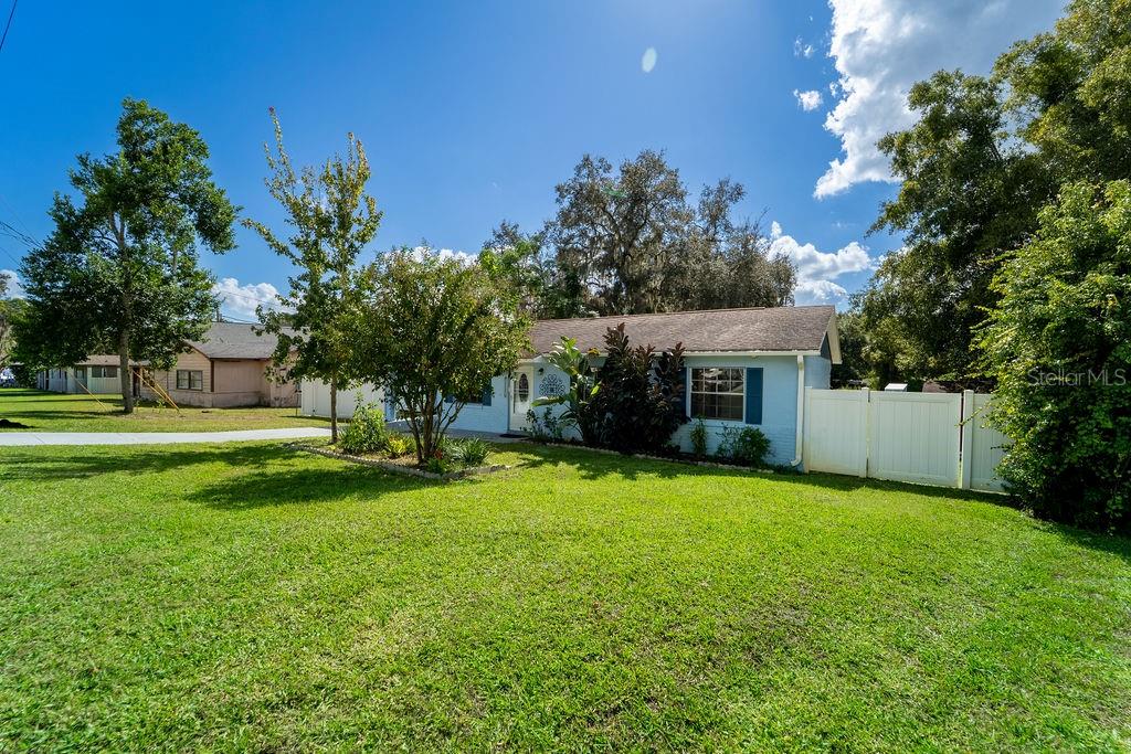 PLANTATION ESTATES UNIT 01 - Residential