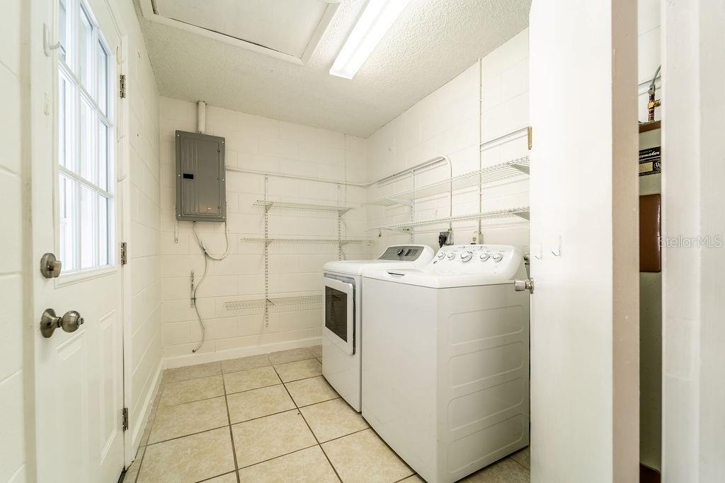 PLANTATION ESTATES UNIT 01 - Residential