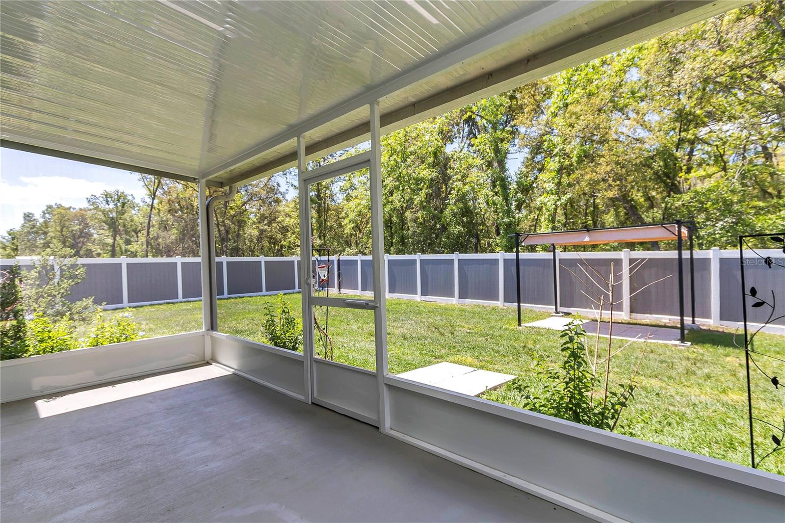 MARION OAKS - Residential