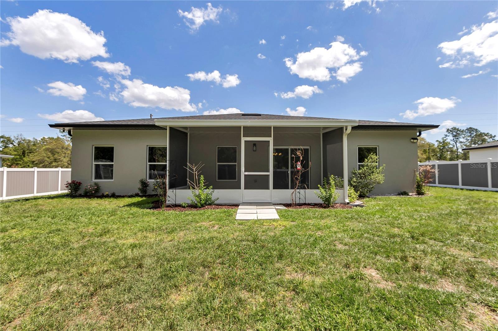 MARION OAKS - Residential