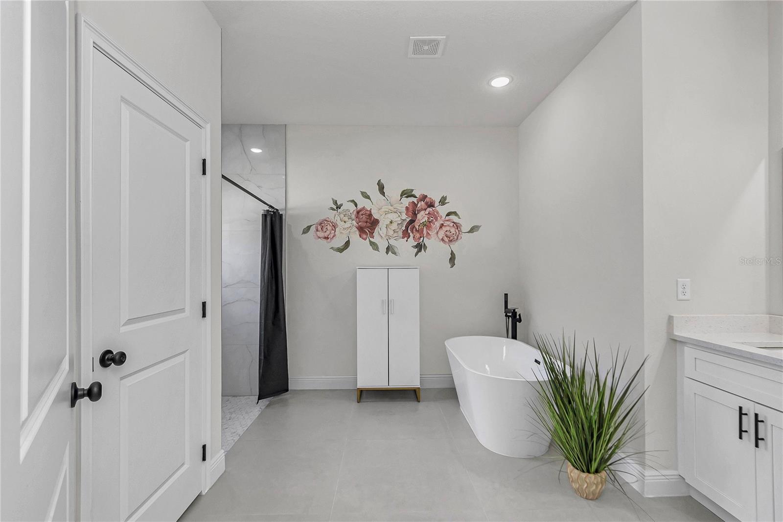 MARION OAKS - Residential