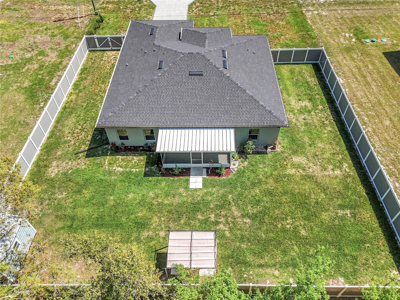 MARION OAKS - Residential