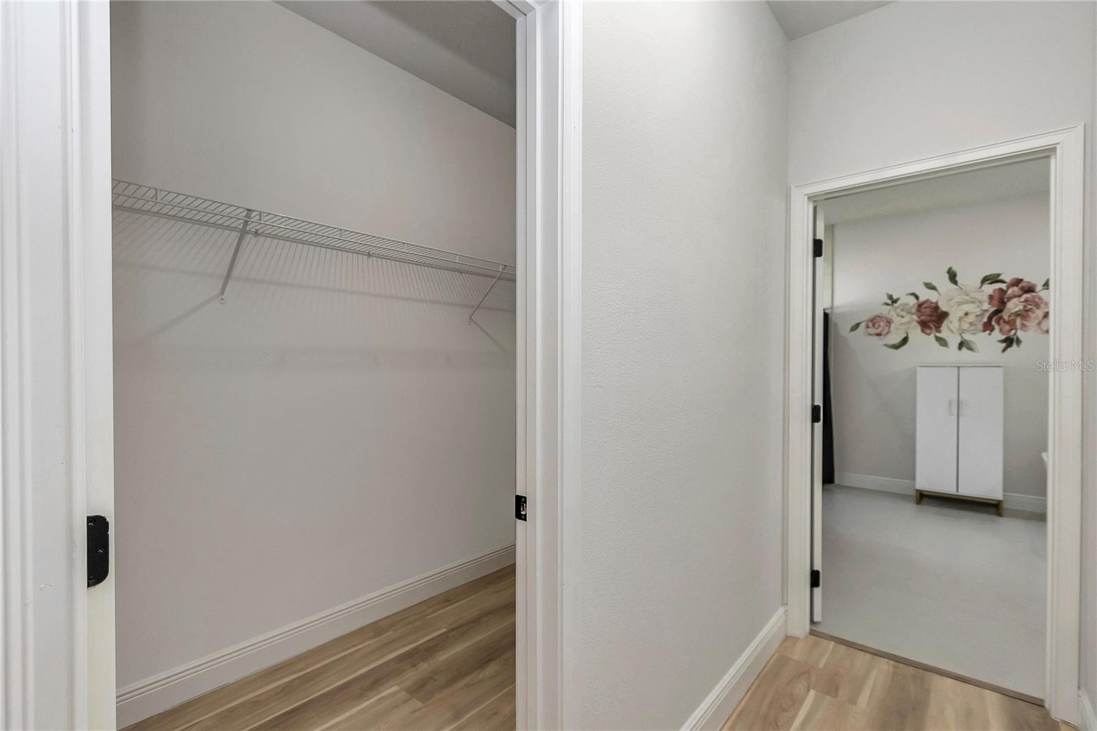 MARION OAKS - Residential