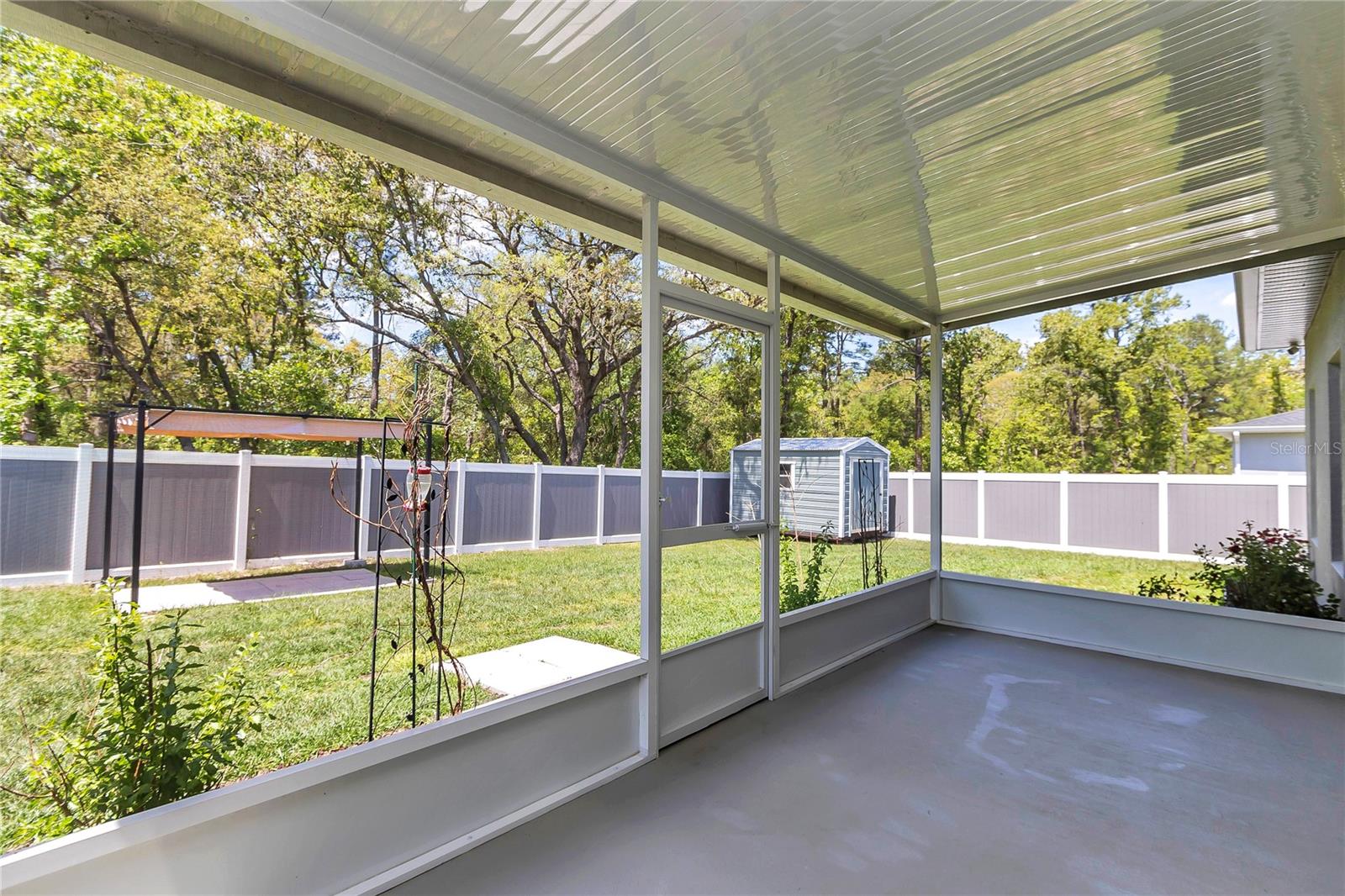 MARION OAKS - Residential